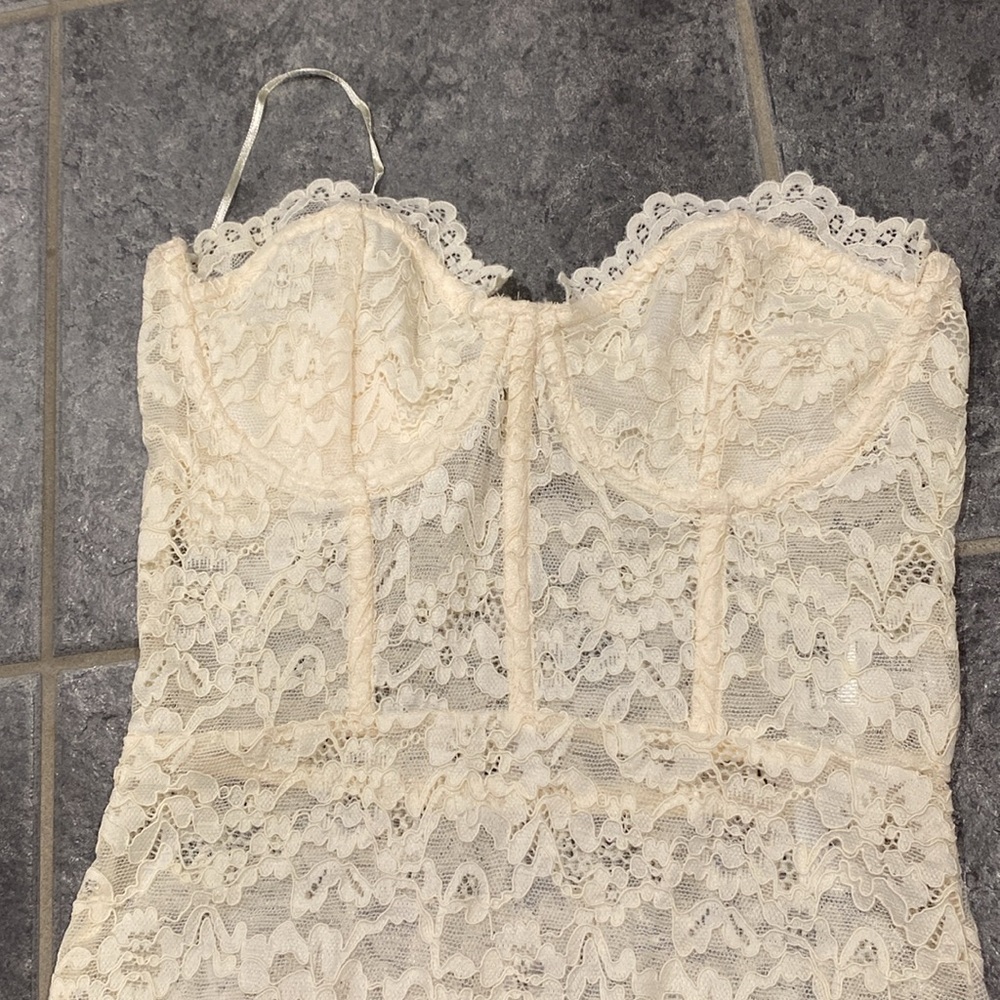ZARA MEDIUM Ivory lace body suit